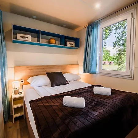 3 Bedroom Mobile With View Mostec