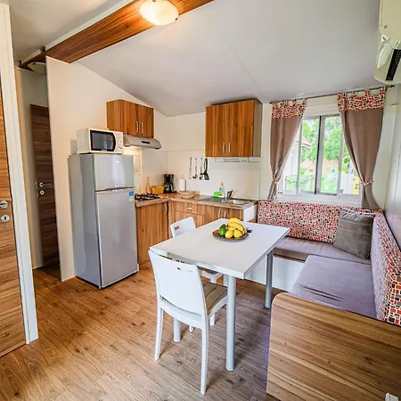 Tatil Evi 3 Bedroom Mobile With View Mostec