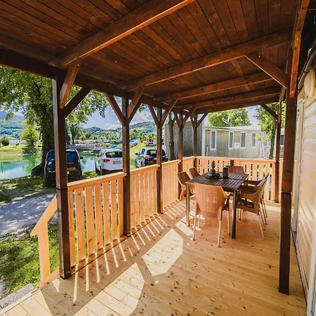 3 Bedroom Mobile With View * Mostec